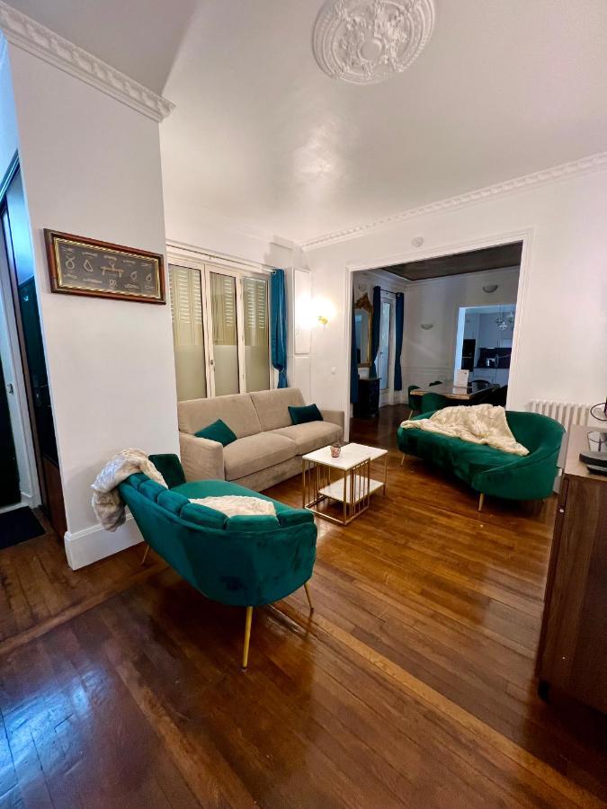 Appartement De Luxe Avec Fresque, Hyper Centre Et Parking Sure Fontainebleau Exterior foto