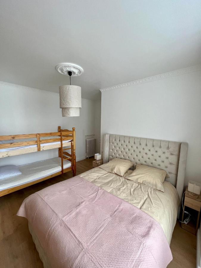 Appartement De Luxe Avec Fresque, Hyper Centre Et Parking Sure Fontainebleau Exterior foto