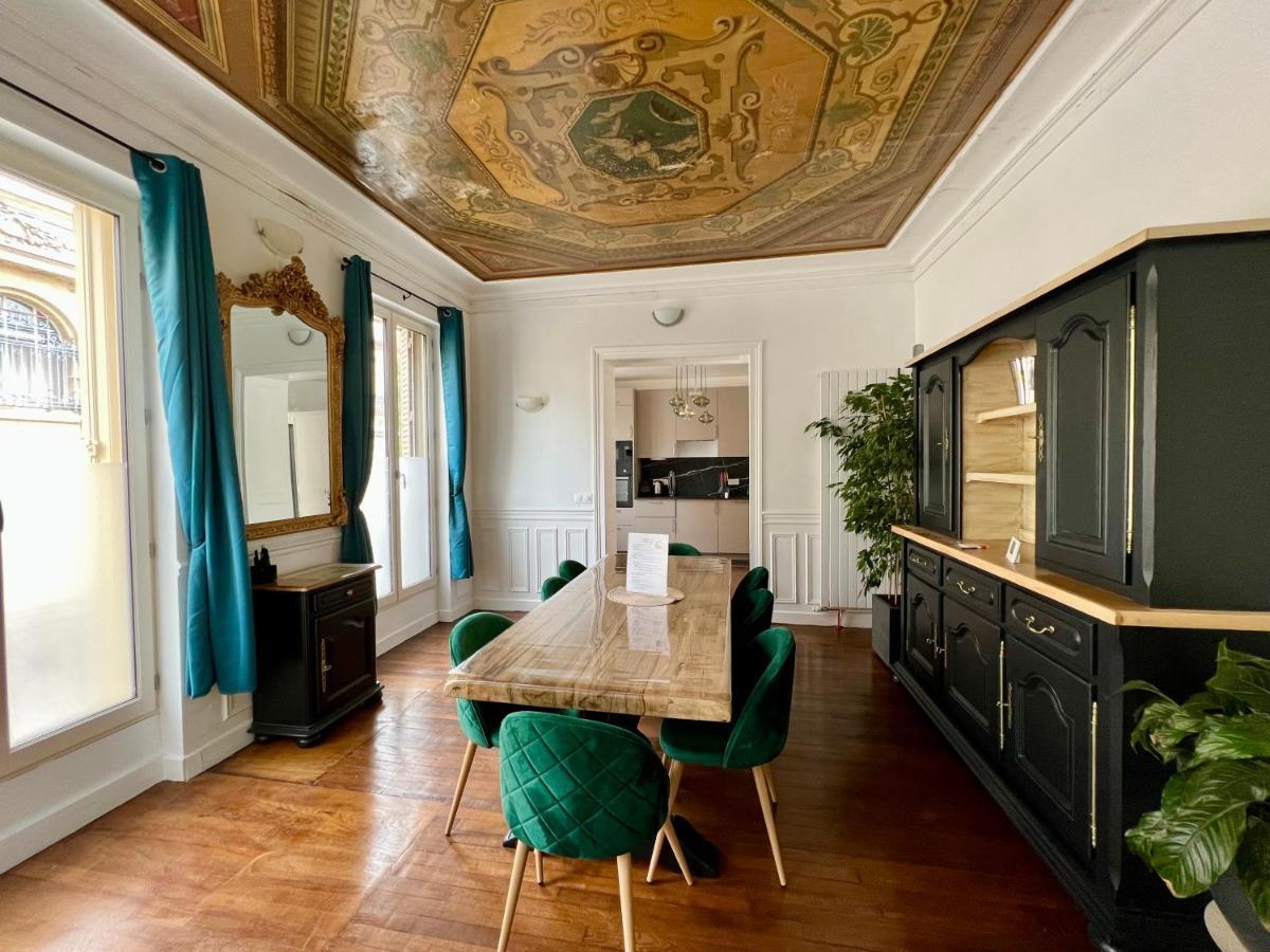 Appartement De Luxe Avec Fresque, Hyper Centre Et Parking Sure Fontainebleau Exterior foto